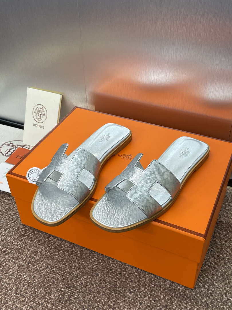 Hermes H202272ZvX3370 Women Oran Sandal H33604