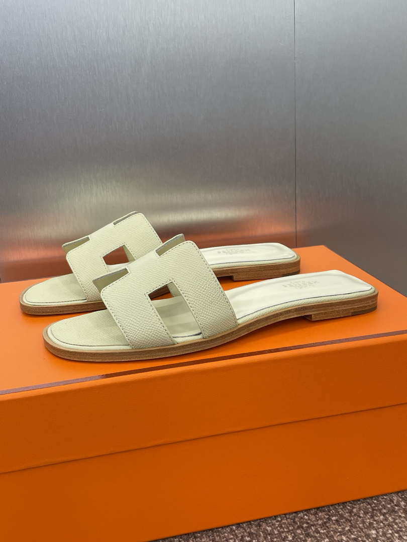 Hermes H202272ZvX3370 Women Oran Sandal H33606