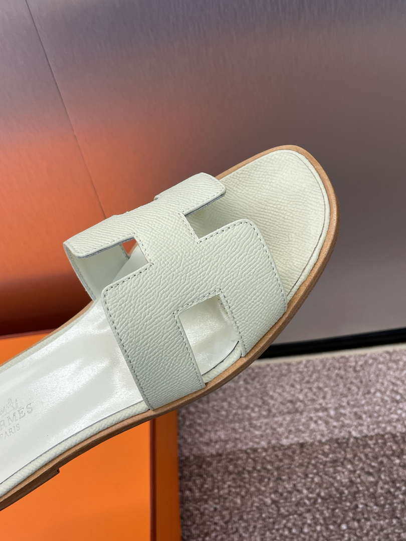 Hermes H202272ZvX3370 Women Oran Sandal H33606