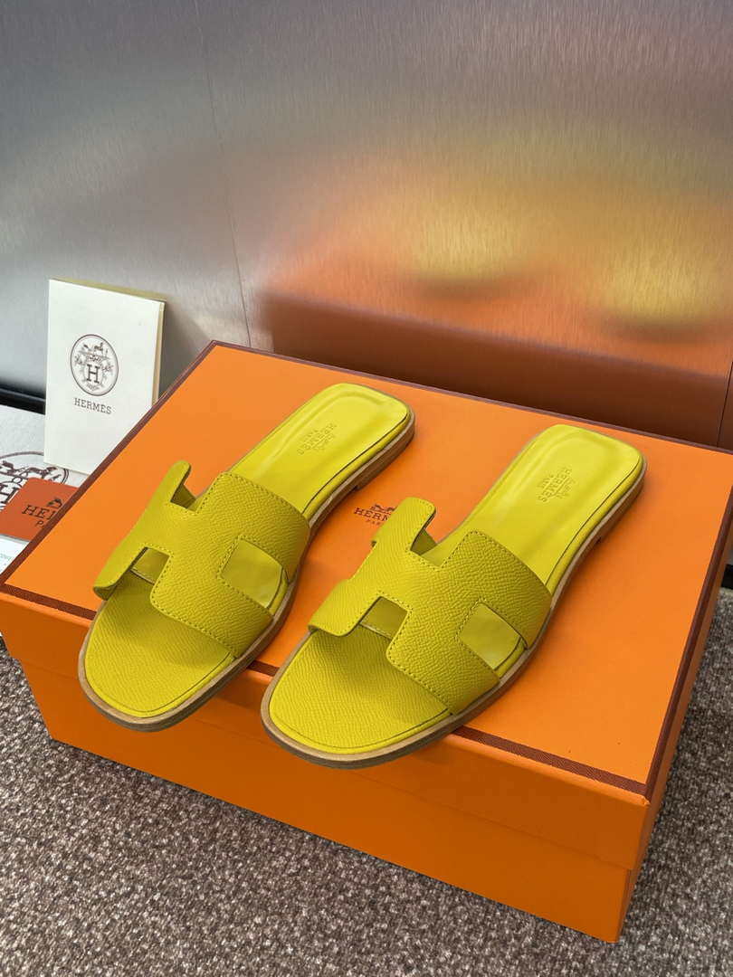 Hermes H202272ZvX3370 Women Oran Sandal H33610