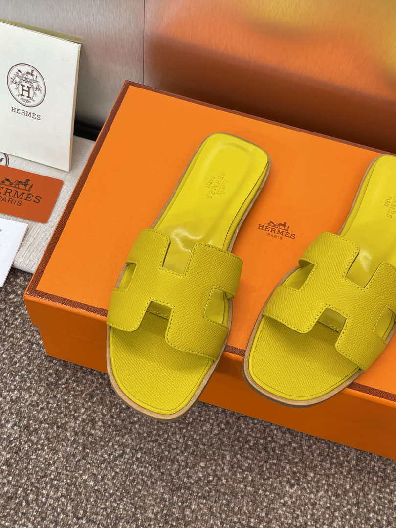 Hermes H202272ZvX3370 Women Oran Sandal H33610