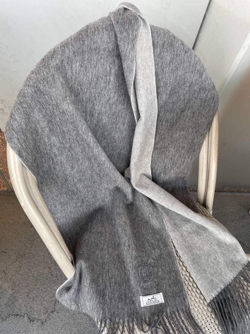 Hermes H208804S Scarves Smoking a Franges Muffler H50018