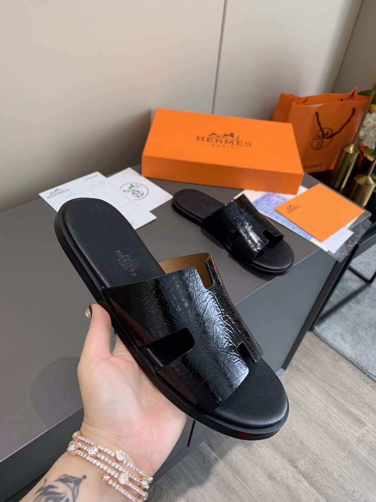 Hermes H211860 Men's Slippers Wholesale Hermes Izmir Sandals H290050 - Male 38 - View 1