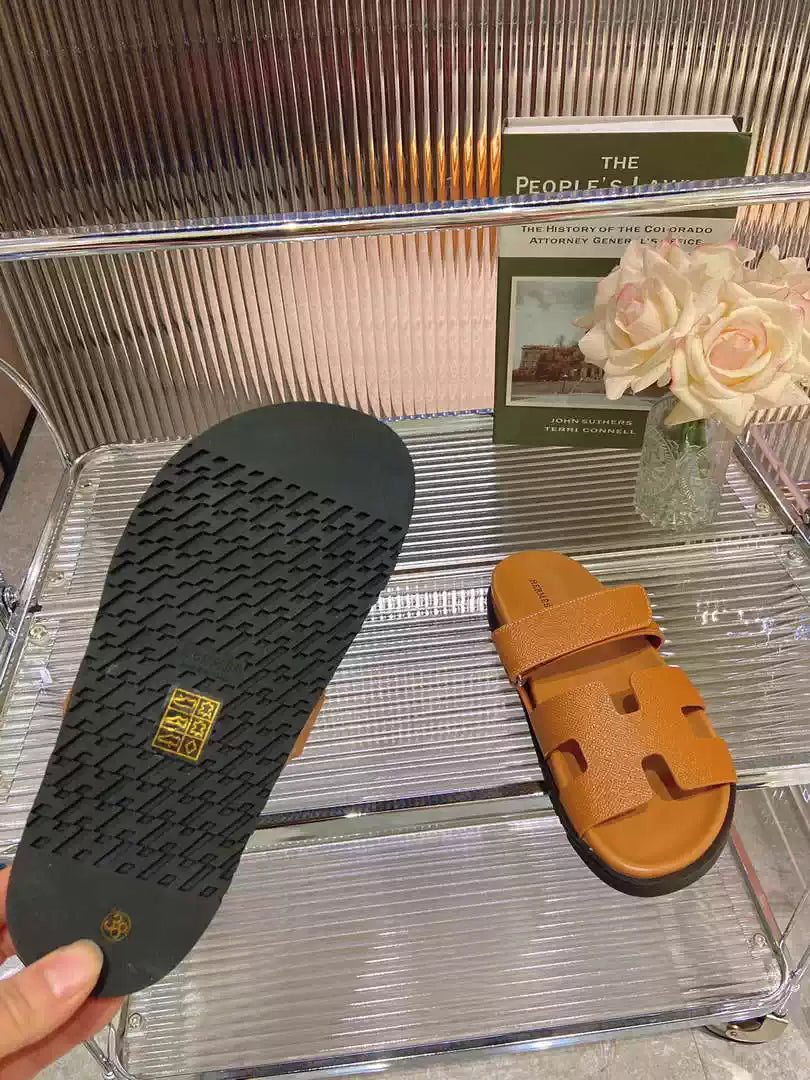 Hermes H222857 Men Women's  Hermes Chypre sandals H908906