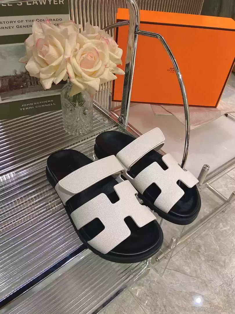 Hermes H222857 Men Women's Hermes Chypre sandals H908910