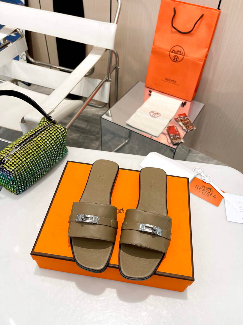 Hermes H231056Z Women's Giulia Sandal H33564