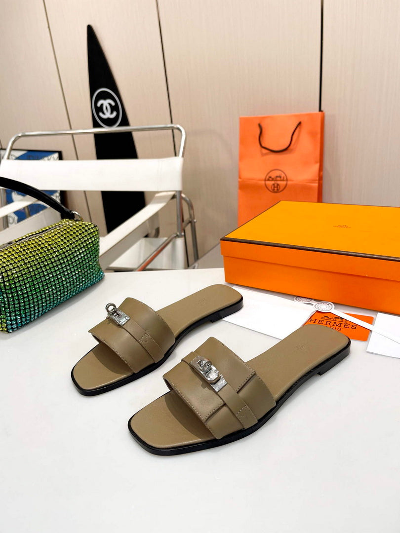 Hermes H231056Z Women's Giulia Sandal H33564