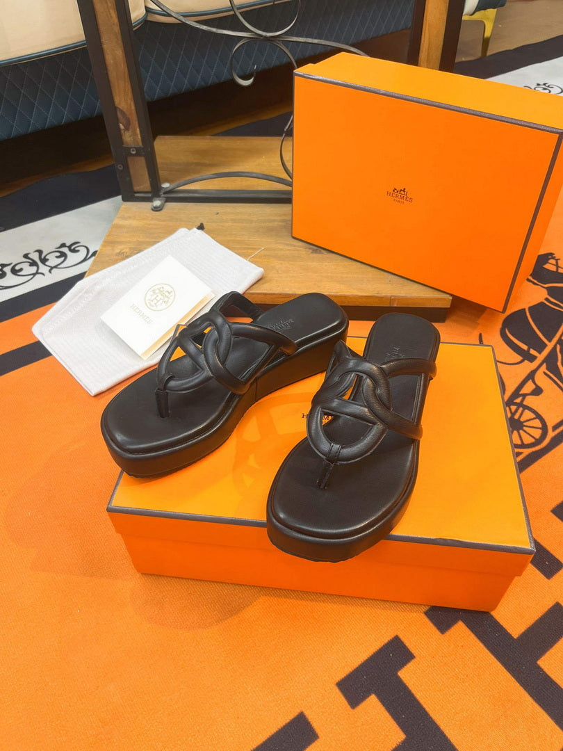 Hermes H231083Z Women's Gipsy Sandal H33572