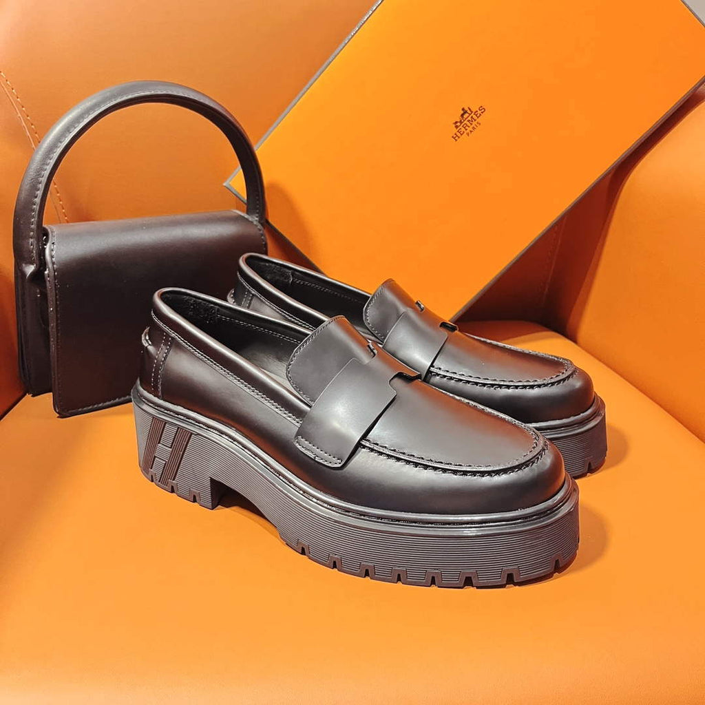 Hermes H232059Z Women's Shoes Hitch Loafer H66290