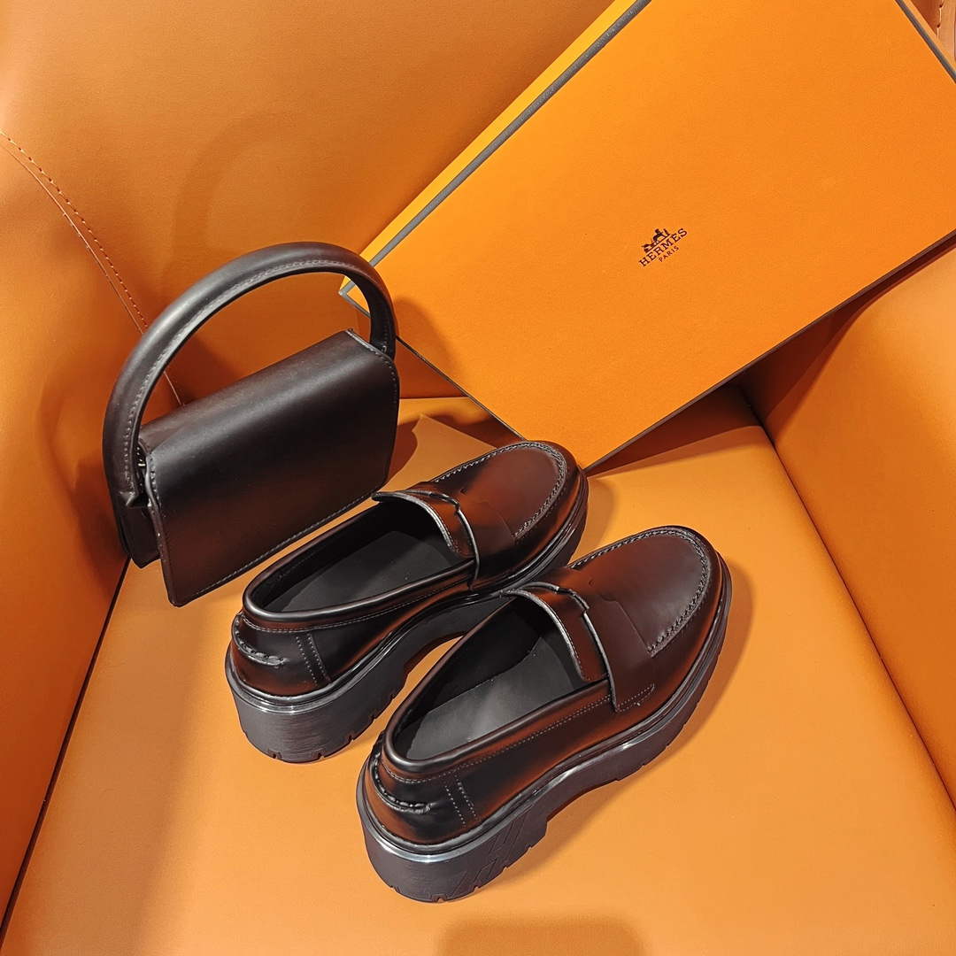 Hermes H232059Z Women's Shoes Hitch Loafer H66290