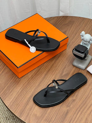 Hermes H261038ZvL1390 Miss sandal Black - Euro 34=US 3 - View 7