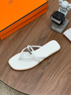 Hermes H261038ZvL1390 Miss sandal White - Euro 34=US 3 - View 1