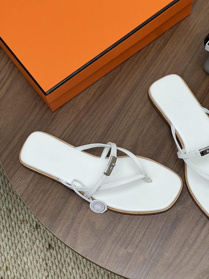 Hermes H261038ZvL1390 Miss sandal White