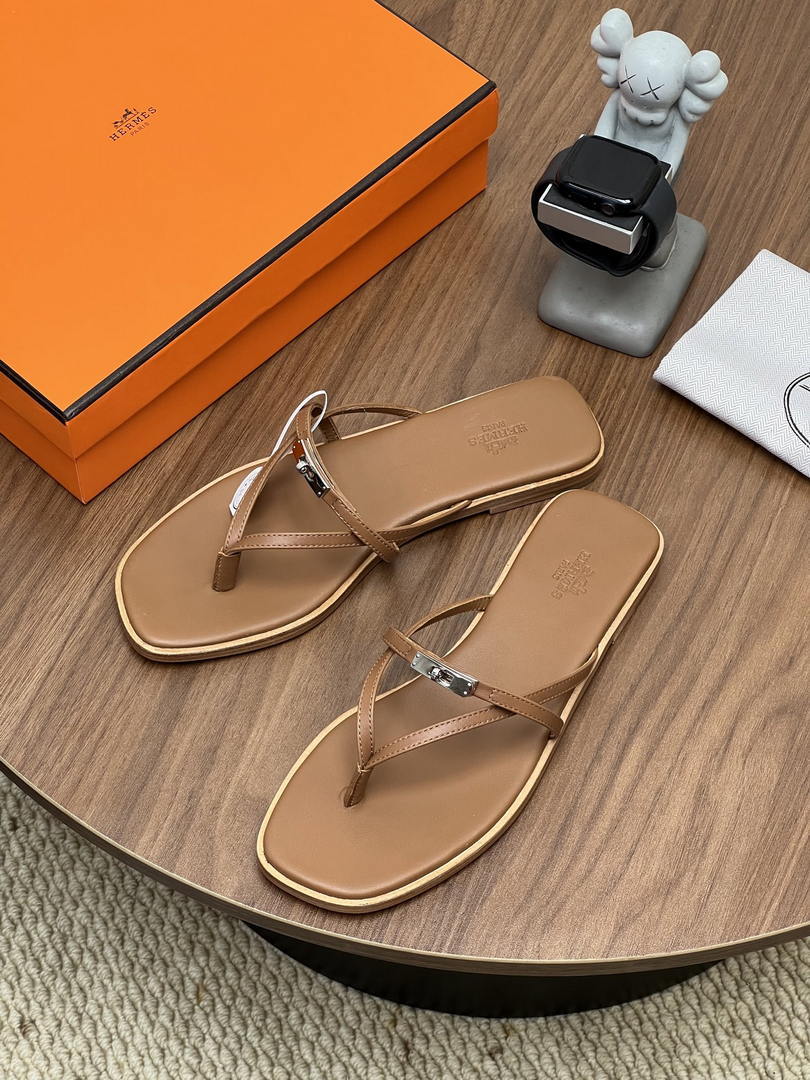 Hermes H261038ZvL1390 Miss sandal Brown