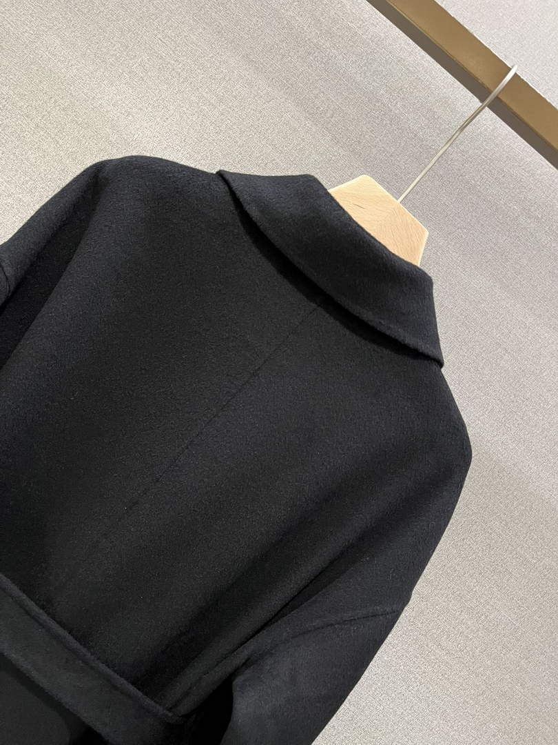 Hermes H2H0129DA0234 Women's Fashion Clothing Coat H33274