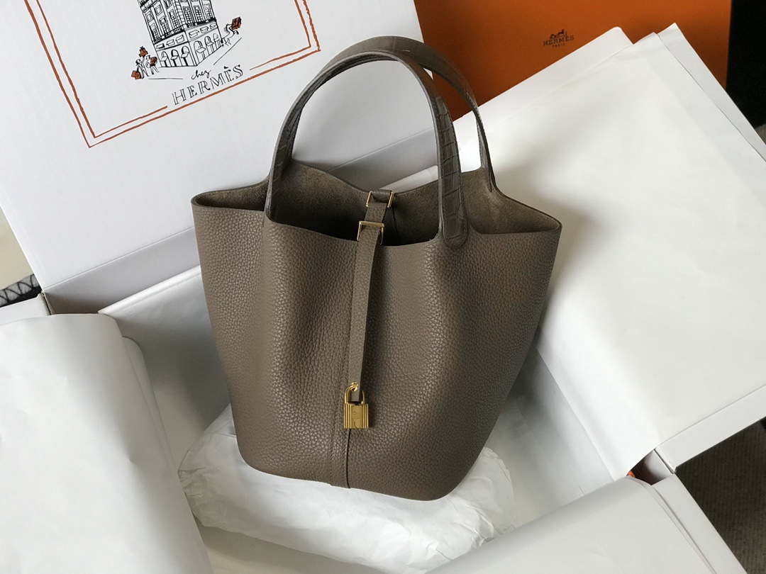 Hermes H316316 Picotin Bag Lock 18cm 22cm H330100 - 18 cm - View 1