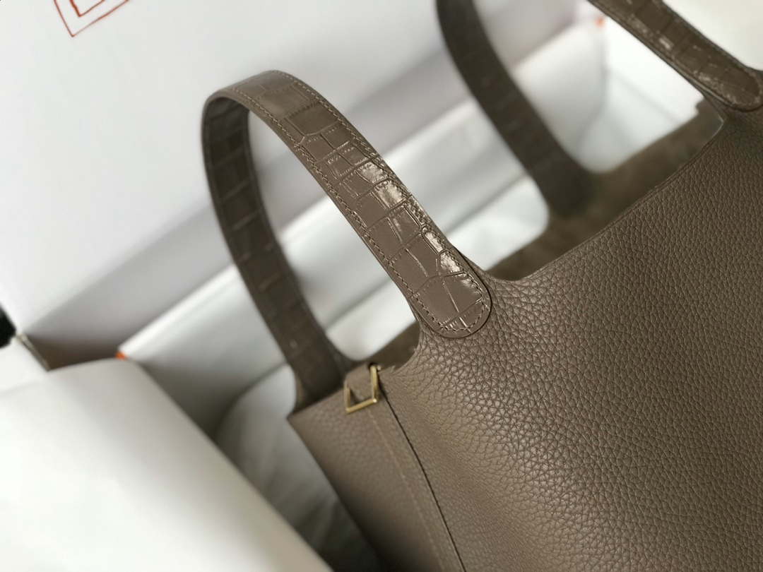 Hermes H316316 Picotin Bag Lock 18cm 22cm H330100