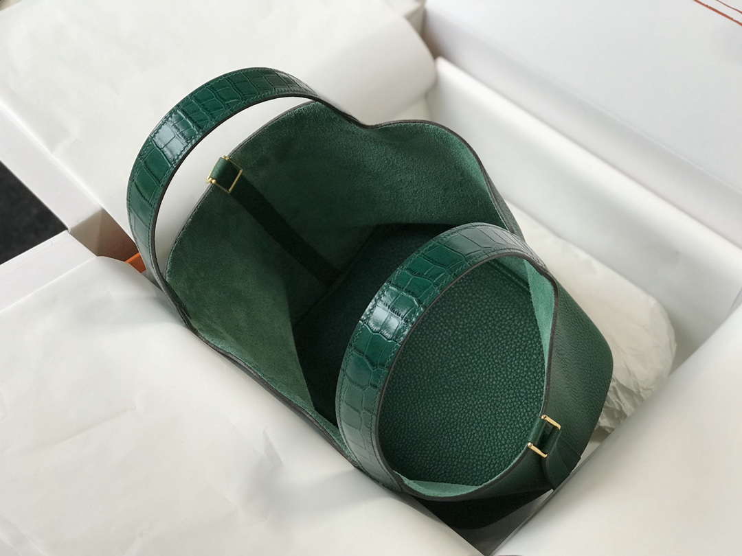 Hermes H316316 Picotin Bag Lock 18cm 22cm H330102