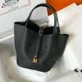 Hermes H316316 Picotin Bag Lock 18cm 22cm H330104 - 18 cm - View 1
