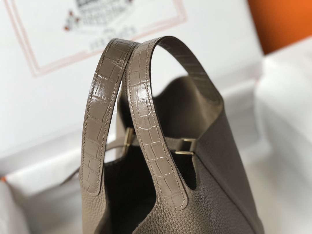 Hermes H316316 Picotin Bag Lock 18cm 22cm H330100