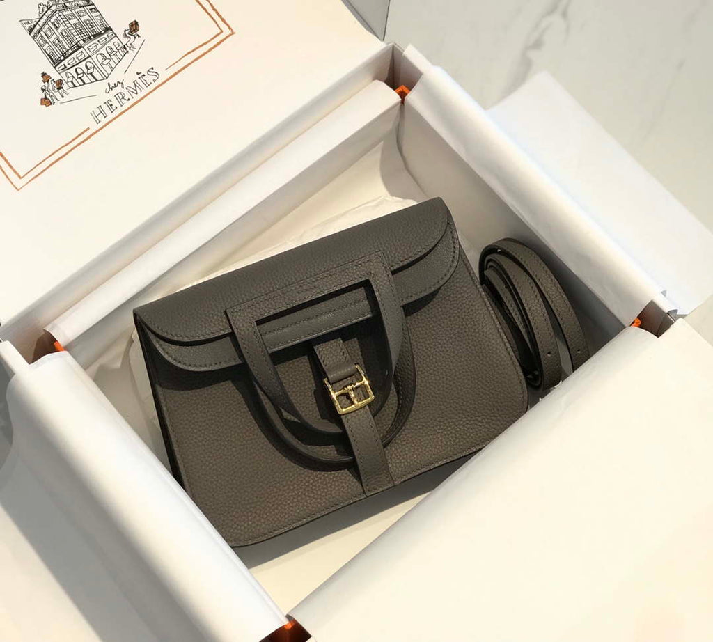 Hermes halzan clemence stamp B Gold H98809