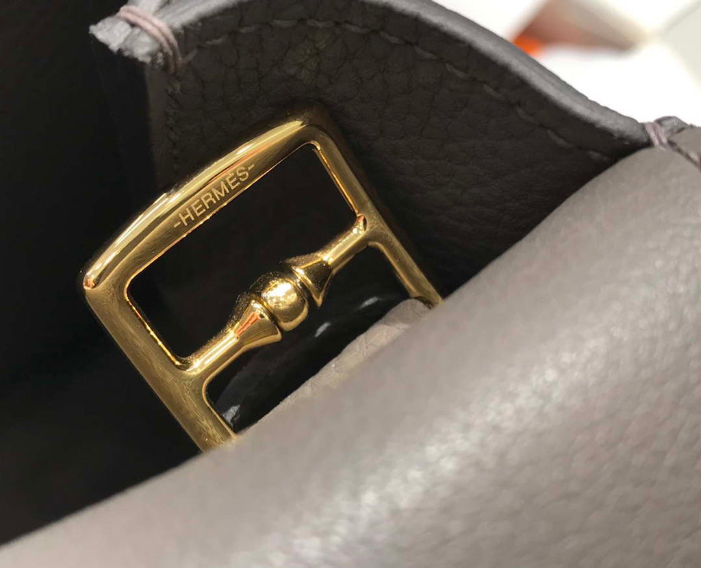 Hermes halzan clemence stamp B Gold H98809