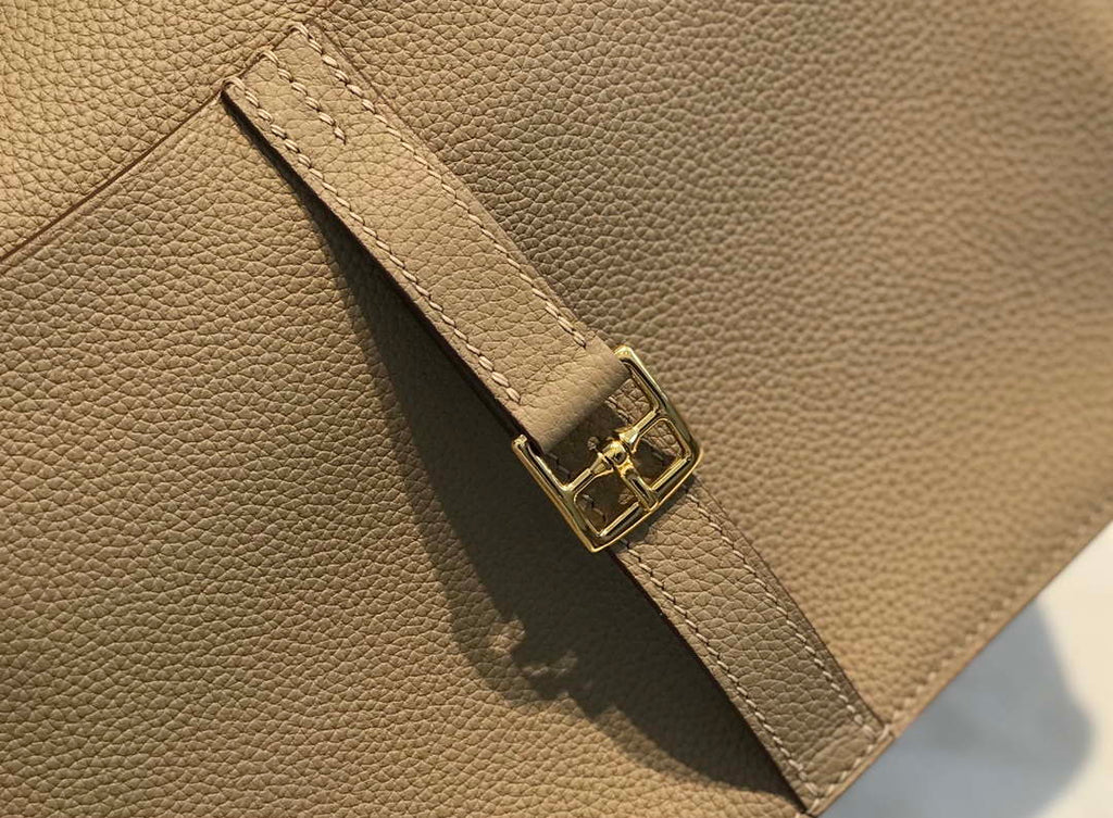 Hermes halzan clemence stamp B Gold H98811