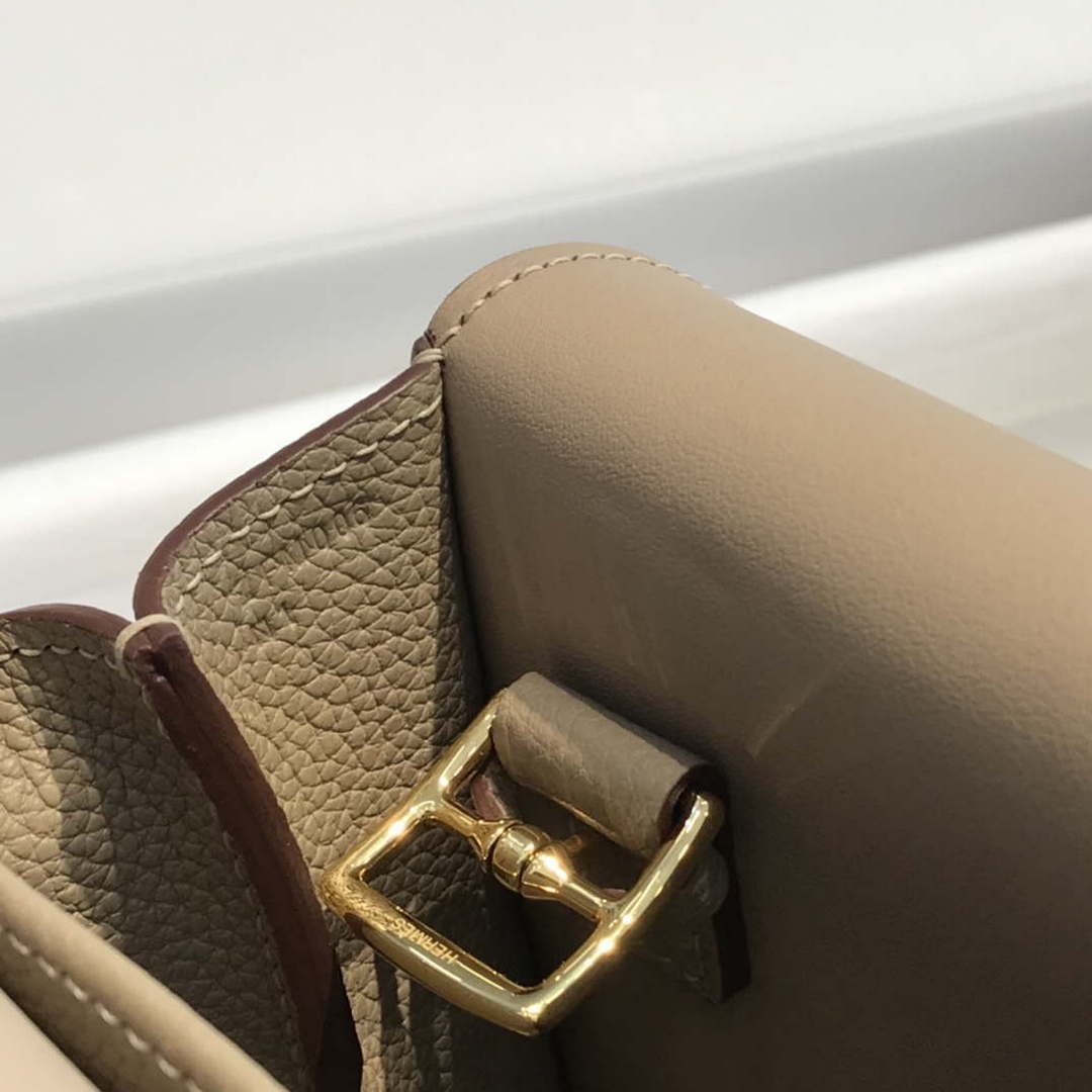 Hermes halzan clemence stamp B Gold H98811
