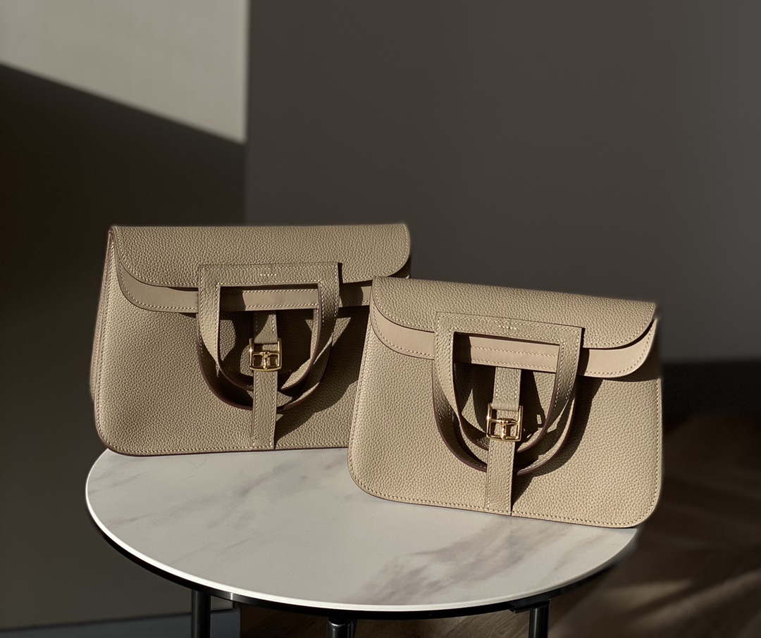 Hermes halzan clemence stamp B Gold H98811 - 22 cm - View 9