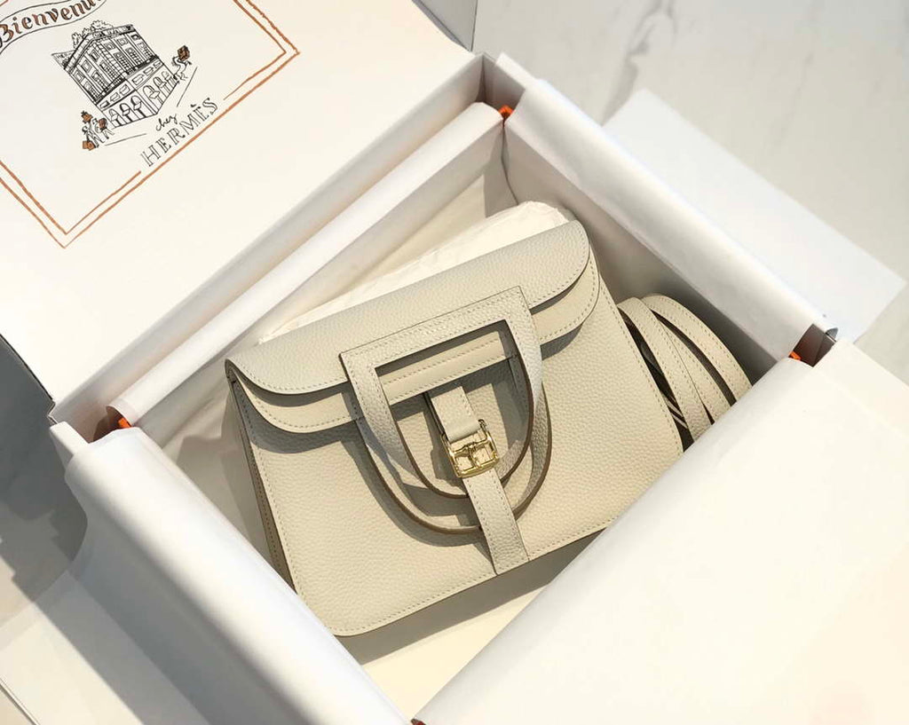 Hermes halzan clemence stamp B Gold H98812