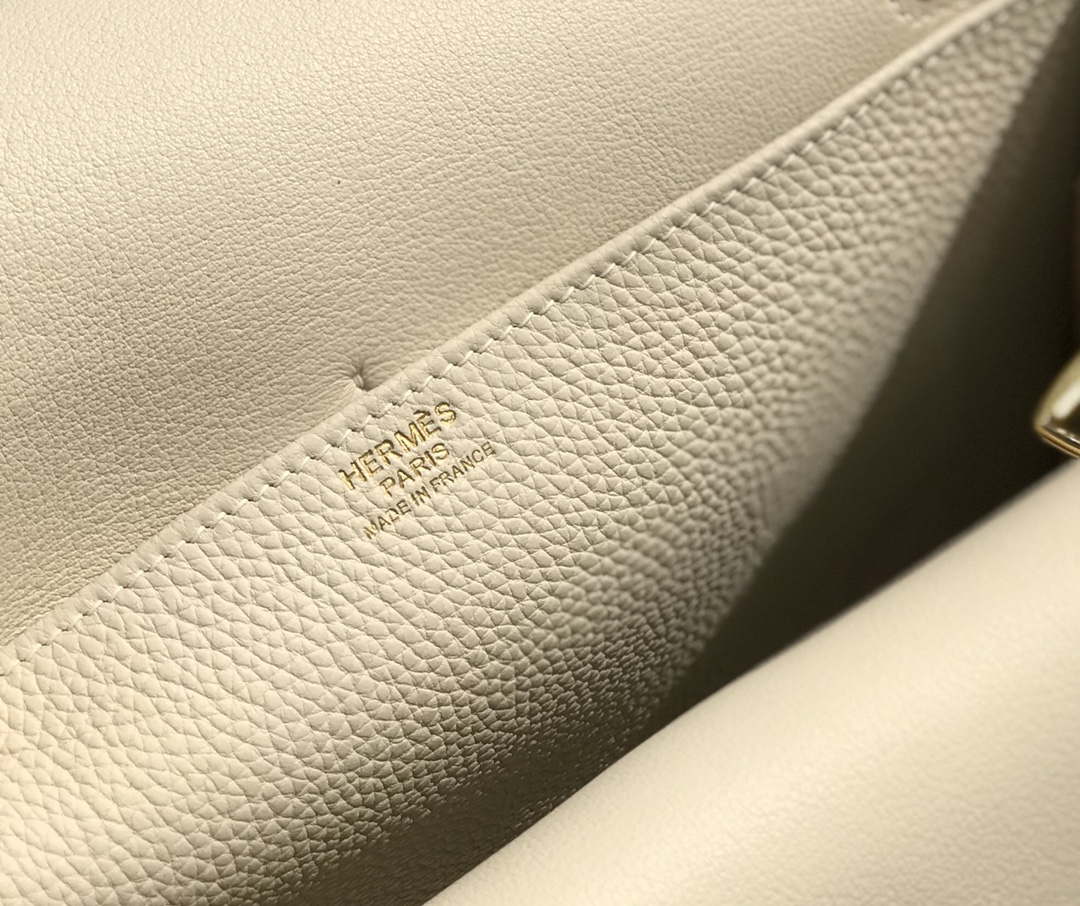 Hermes halzan clemence stamp B Gold H98812 - 22 cm - View 7
