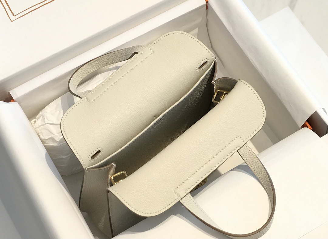 Hermes halzan clemence stamp B Gold H98812