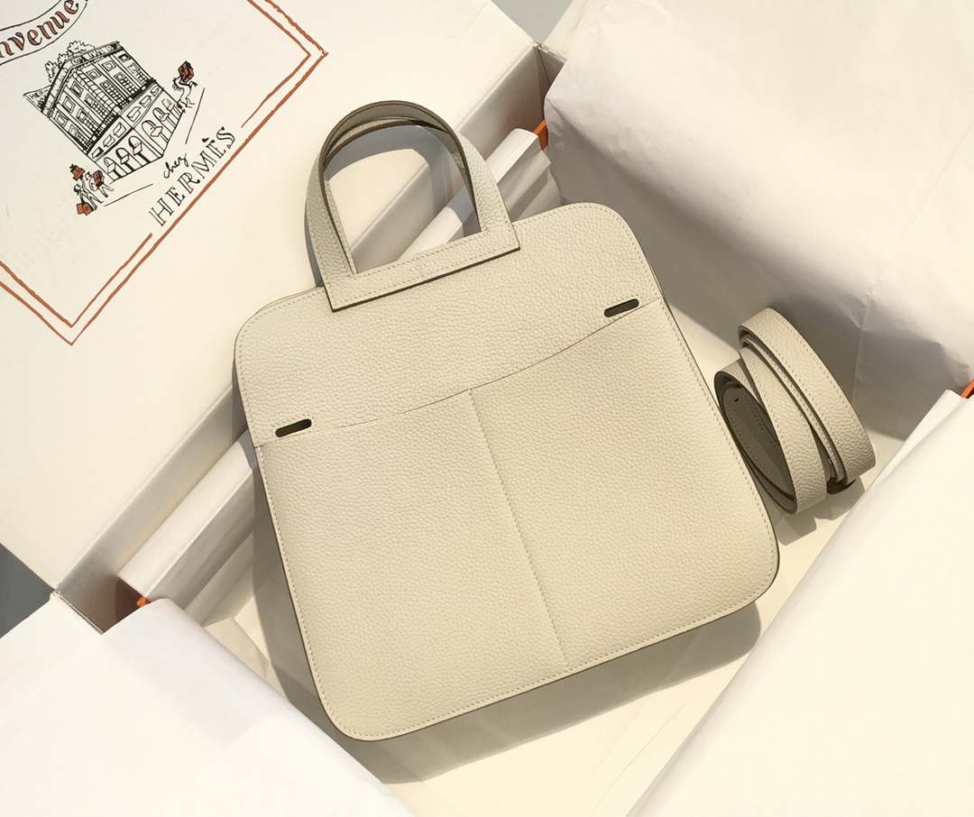 Hermes halzan clemence stamp B Gold H98812