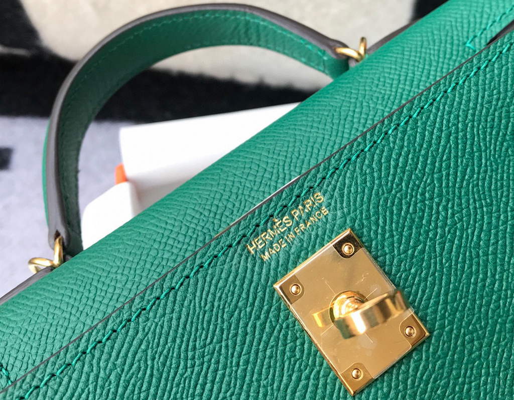 Hermes Kelly Bag Hermes 19CM Epsom Shoulder Mini Bag Green 20471