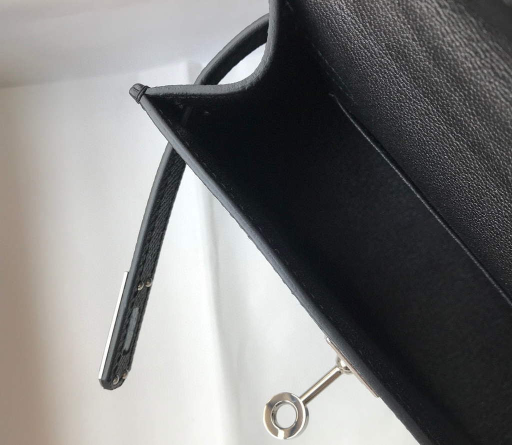 Hermes Kelly Bag Hermes 19CM Epsom Shoulder Mini Bag Black Silver buckle 20456