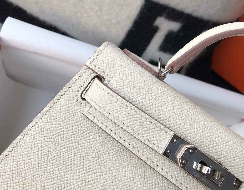 Hermes Kelly Bag Hermes 19CM Epsom Shoulder Mini Bag Beige Silver buckle 20457