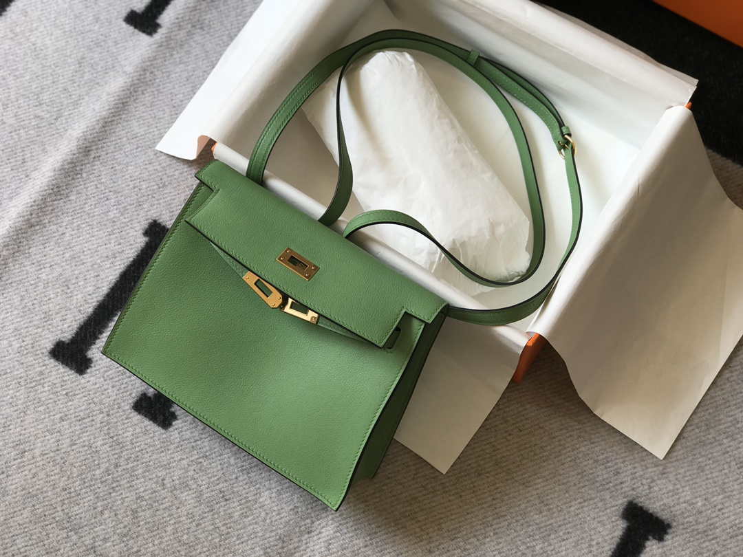 Hermes Kelly Danse 22cm Leather Bag 20362 Avocado Green