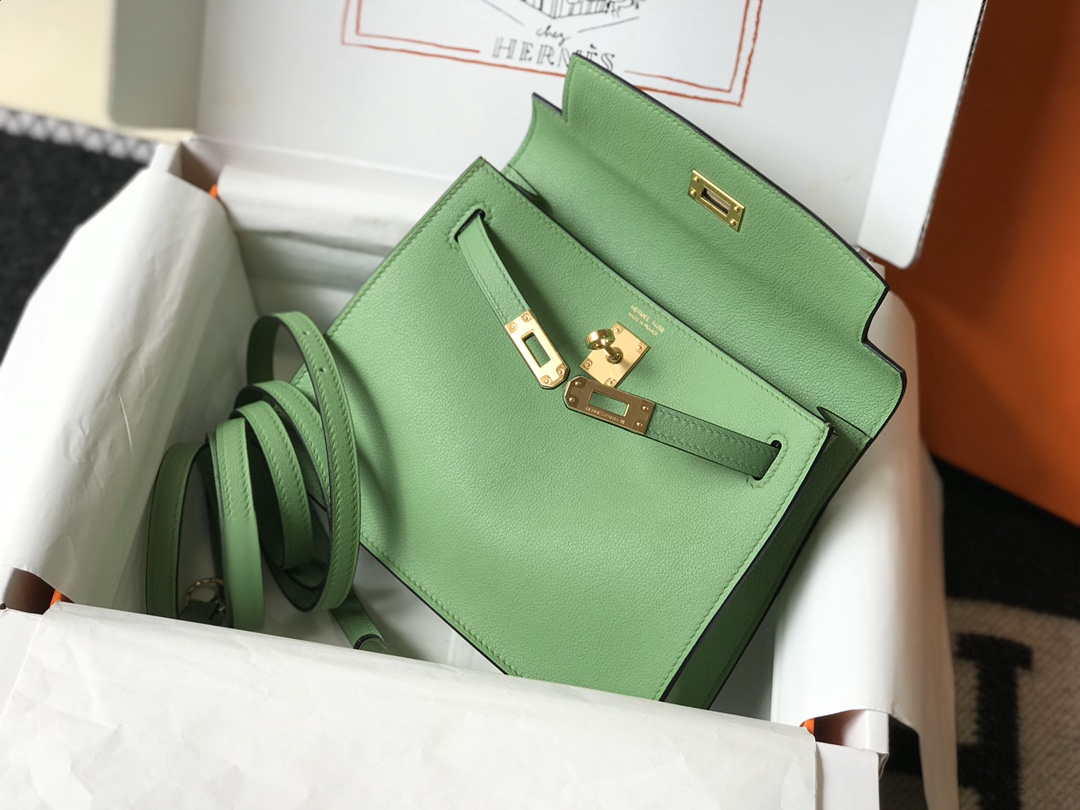 Hermes Kelly Danse 22cm Leather Bag 20362 Avocado Green - Default Title - View 5