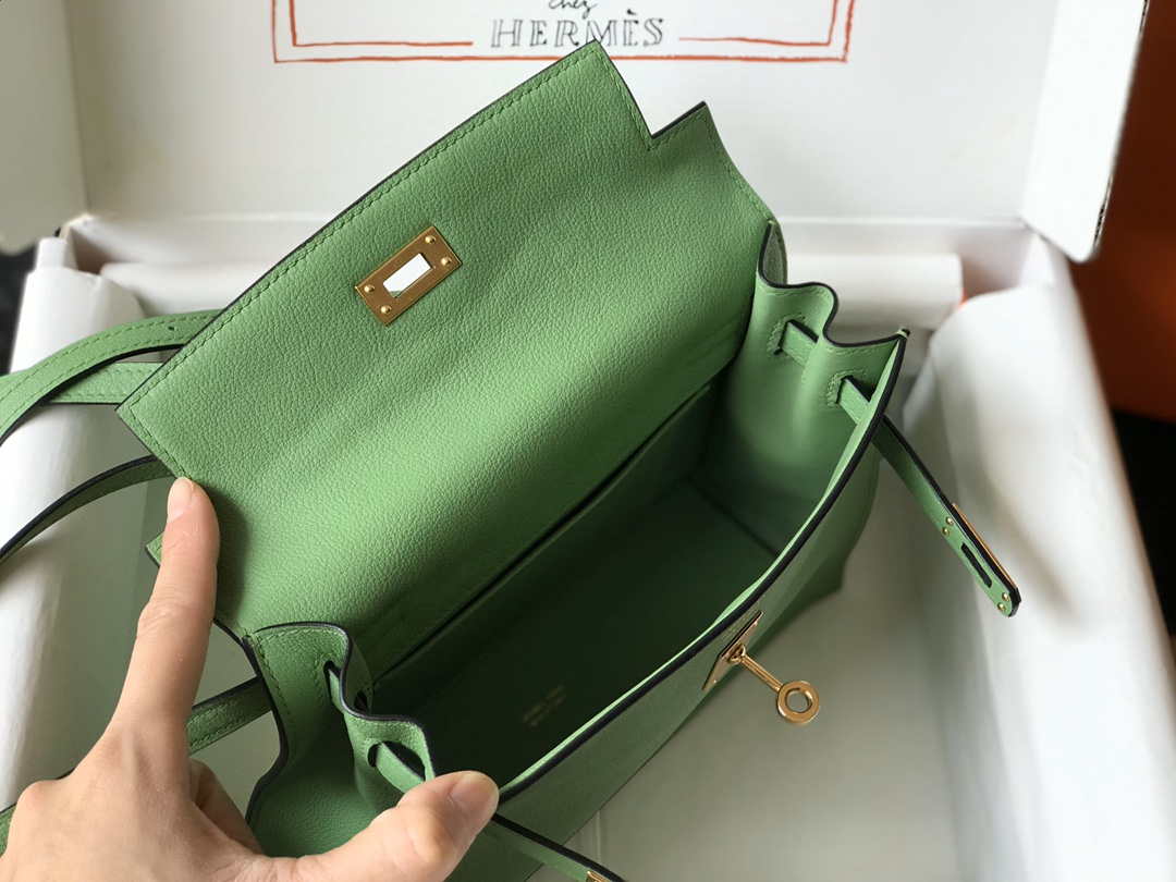 Hermes Kelly Danse 22cm Leather Bag 20362 Avocado Green - Default Title - View 7