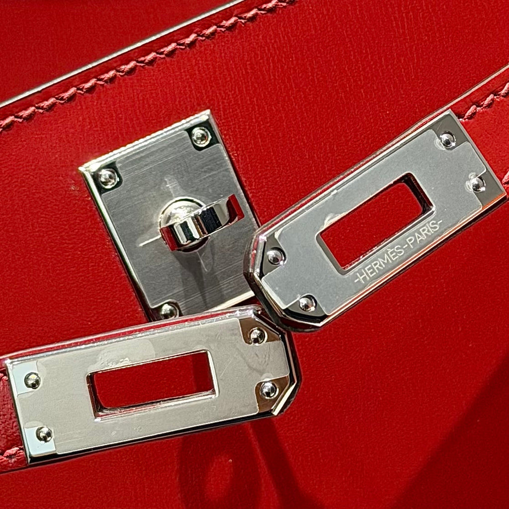 Hermes Kelly Pouchette Box Leather clutch bag H231048