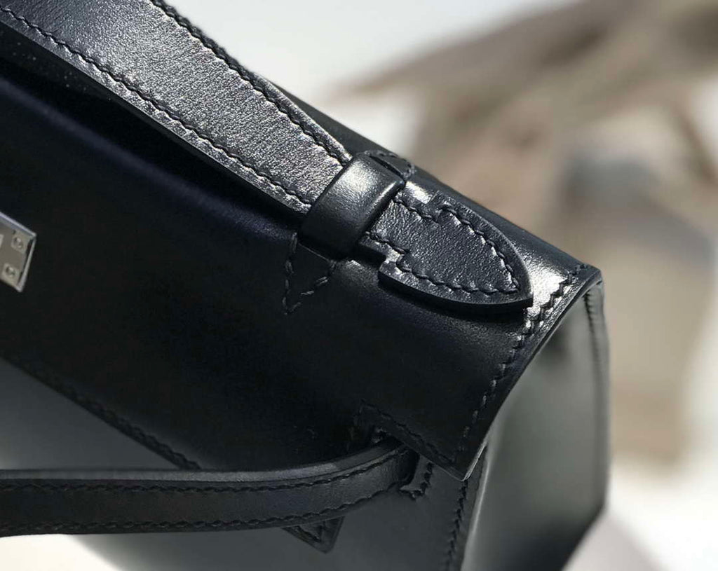 Hermes Kelly Pouchette Fine grain calfskin clutch bag H231300