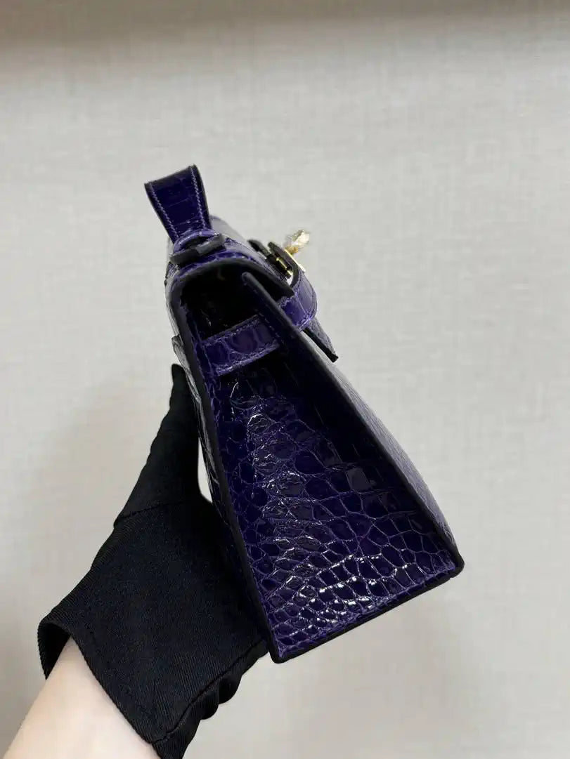 Hermes Kelly Pouchette Glossy crocodile Leather clutch bag H231022