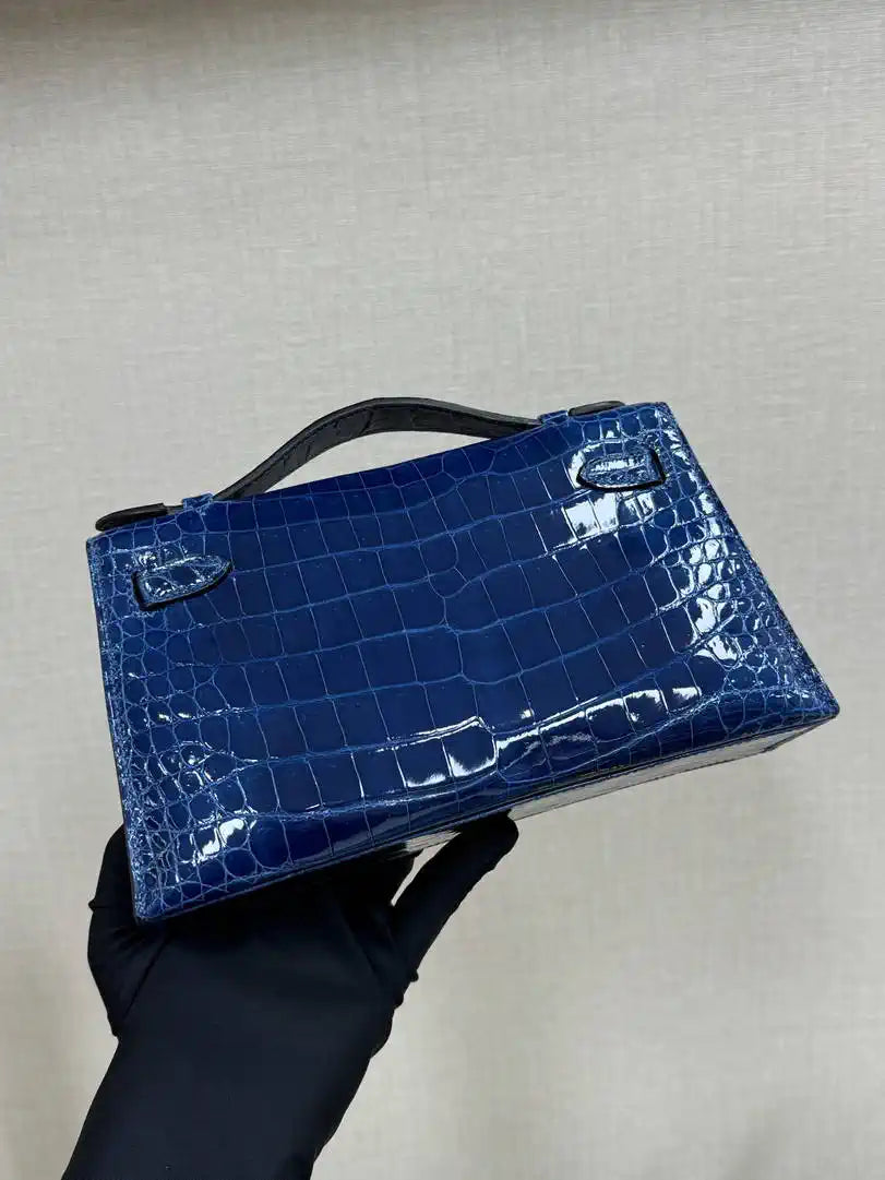 Hermes Kelly Pouchette Glossy crocodile Leather clutch bag H231025