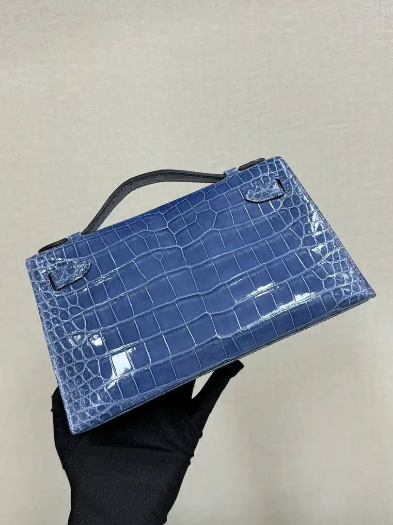 Hermes Kelly Pouchette Glossy crocodile Leather clutch bag H231027