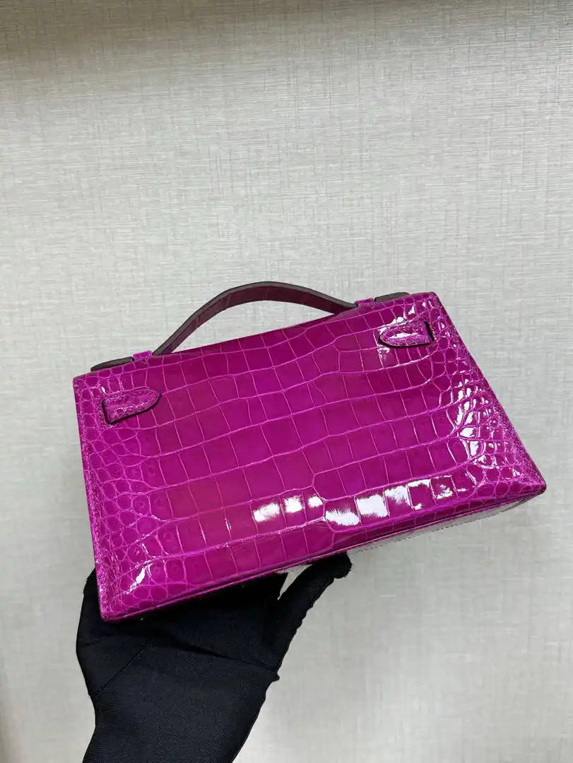 Hermes Kelly Pouchette Glossy crocodile Leather clutch bag H231032