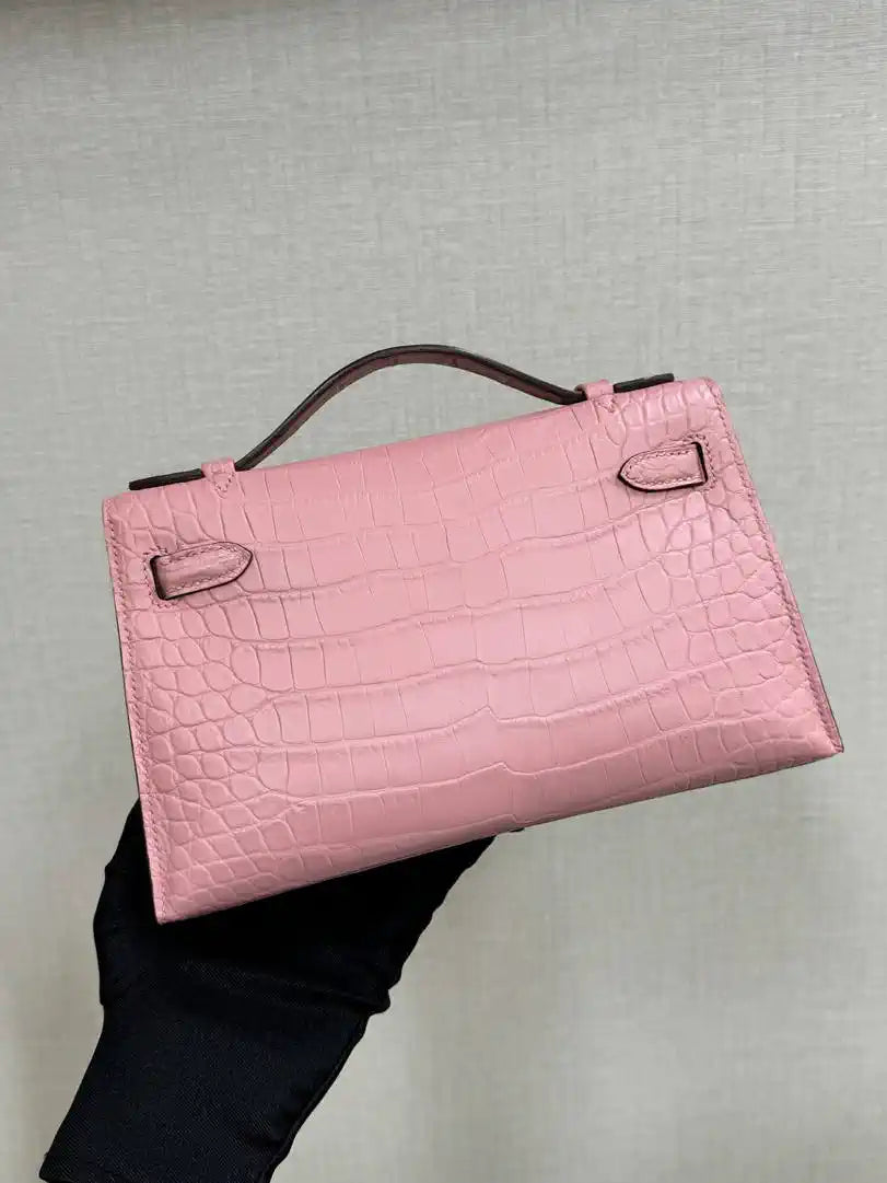 Hermes Kelly Pouchette Matte crocodile Leather clutch bag H231038
