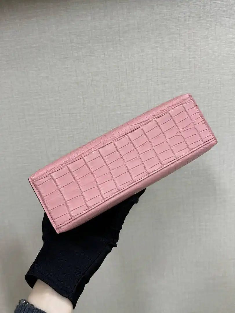 Hermes Kelly Pouchette Matte crocodile Leather clutch bag H231038