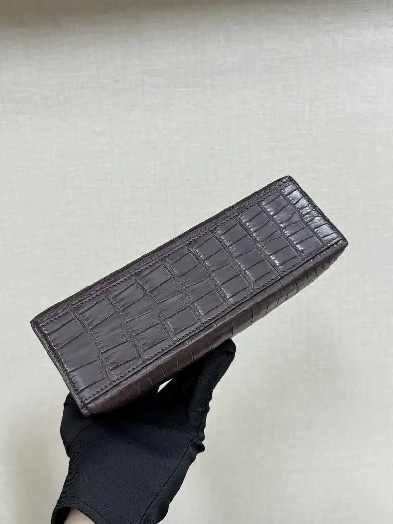 Hermes Kelly Pouchette Matte crocodile Leather clutch bag H231039