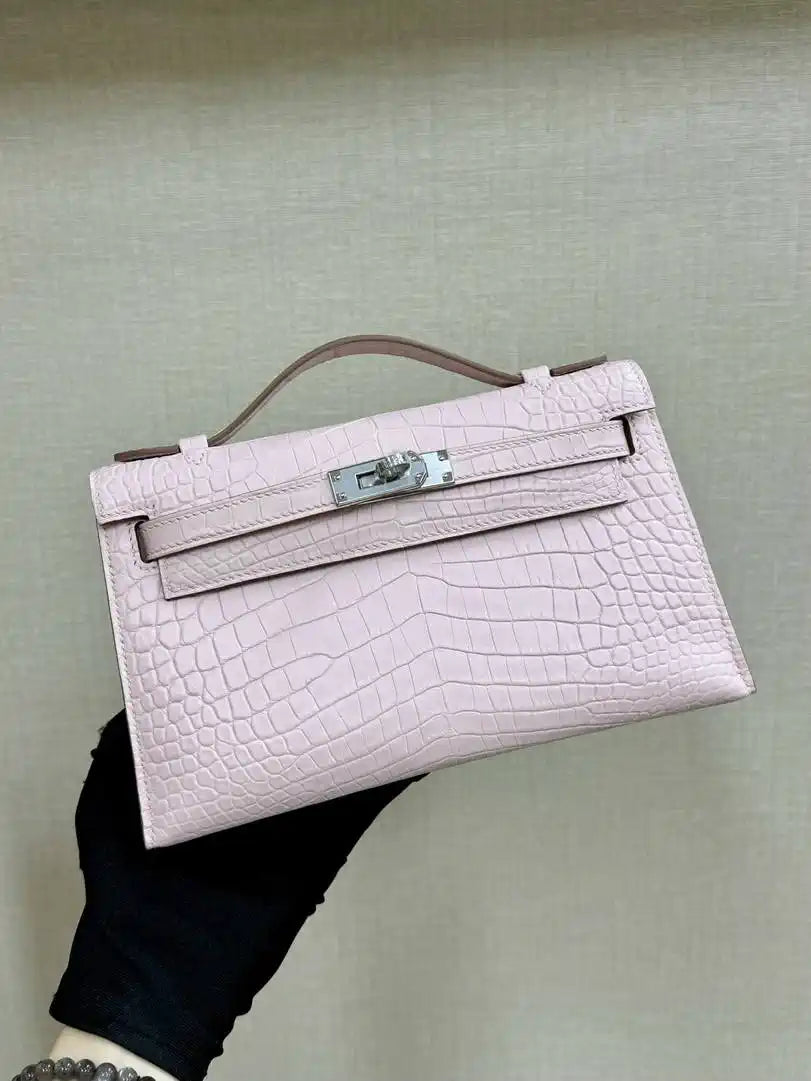 Hermes Kelly Pouchette Matte crocodile Leather clutch bag H231044