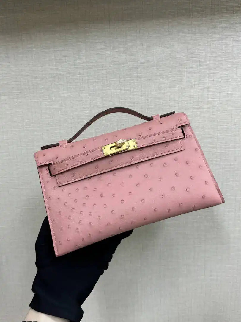 Hermes Kelly Pouchette Ostrich Leather clutch bag Silver H230300